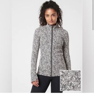 Athleta Shanti Salutation Moonflower black Jacket